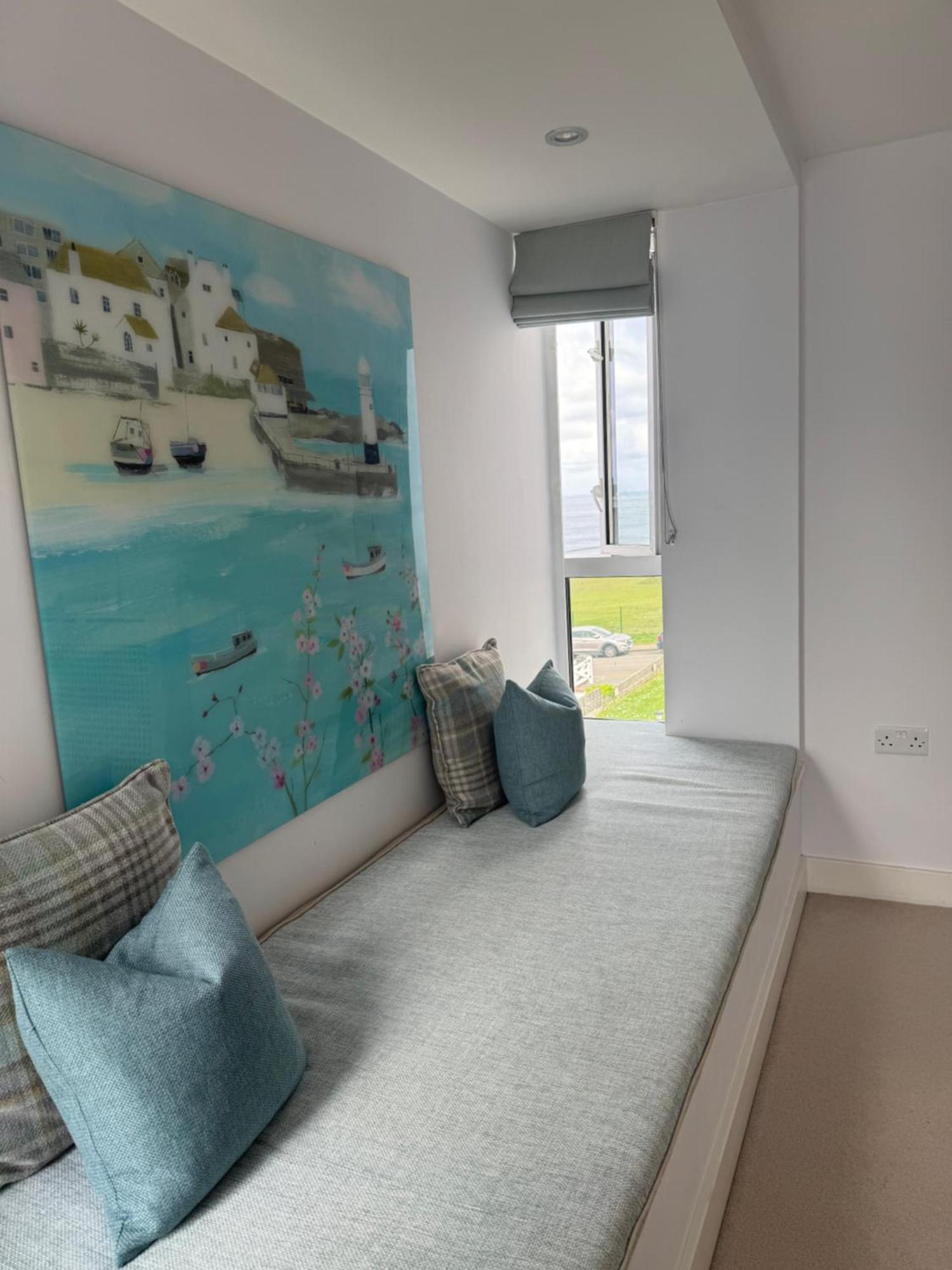 6 Ocean Gate Apartment New Quay Extérieur photo